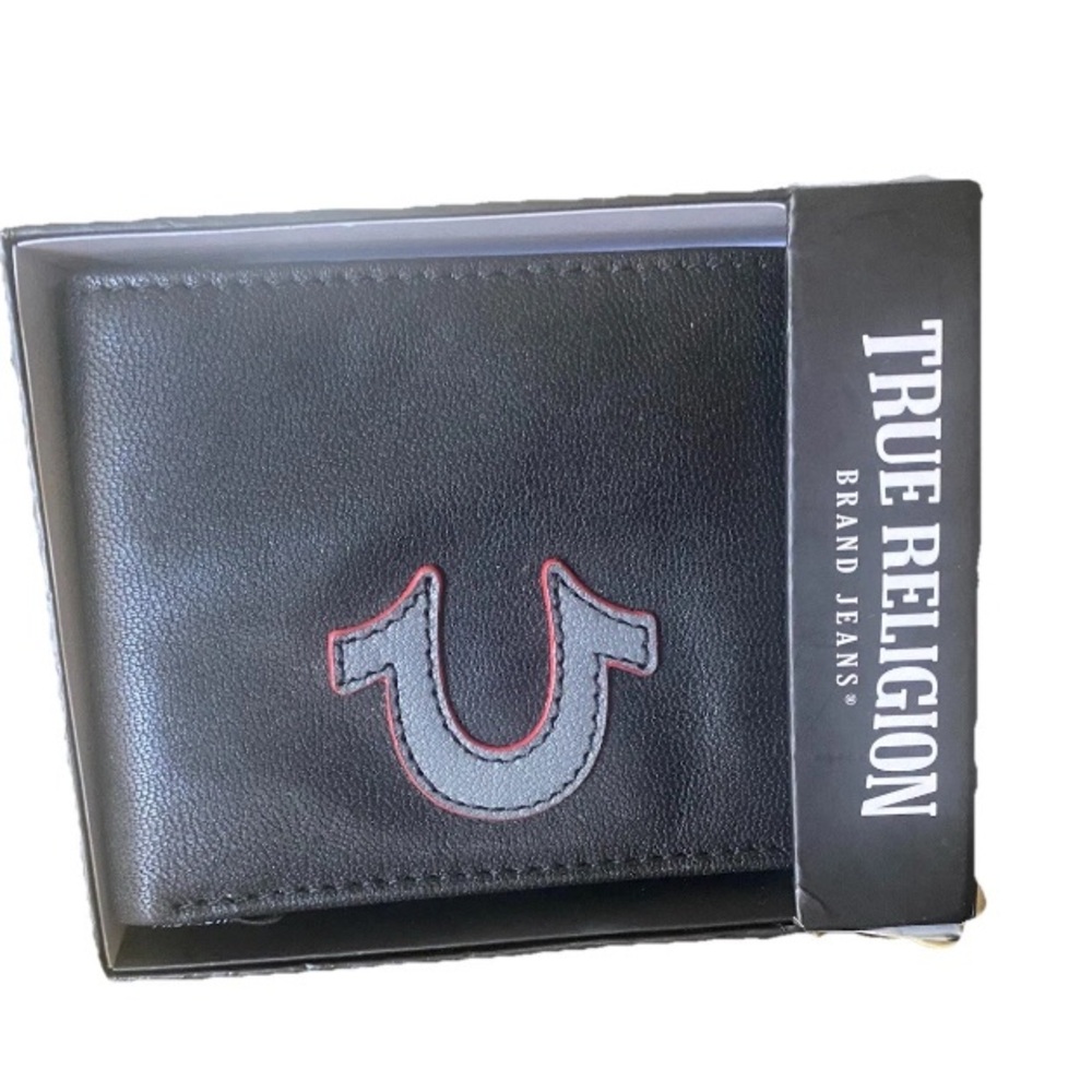 True Religion Men's Genuine Leather Wallet Bi-Fold, Black/Red